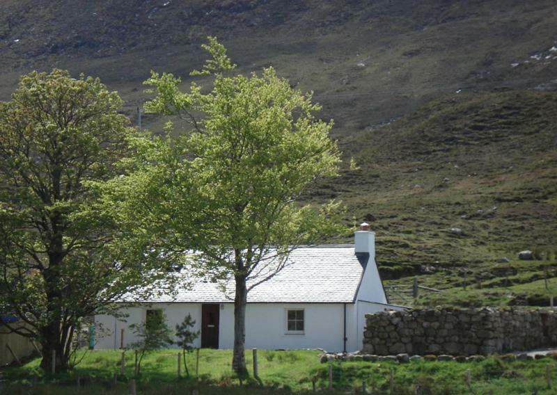 Glas Bheinn Cottage Luib Exterior photo
